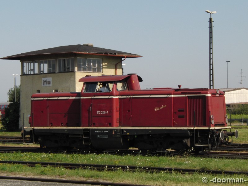 Baureihen/Diesel/V 100 DB/V100 2249 212 2497